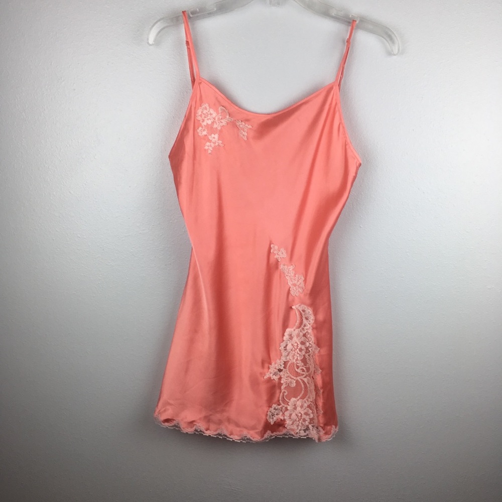 Victoria’s Secret Chemise/slip